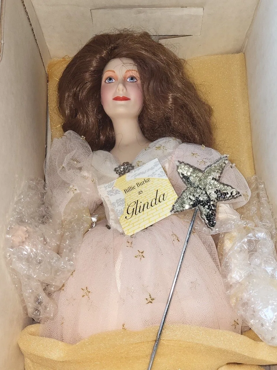 SALE All 6 for $500 - Wizard of Oz Franklin Mint Porcelain Dolls image indicator(6)