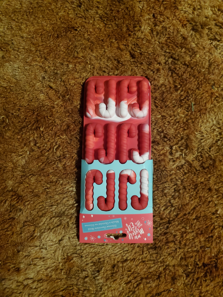 Mr. & Mrs. Elf Silicone Chocolate Molds - New - photo 2