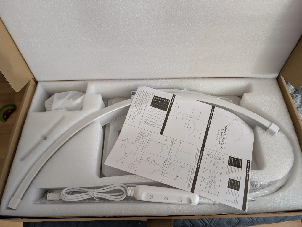 New LED Half Moon Beauty Light - White thumbnail