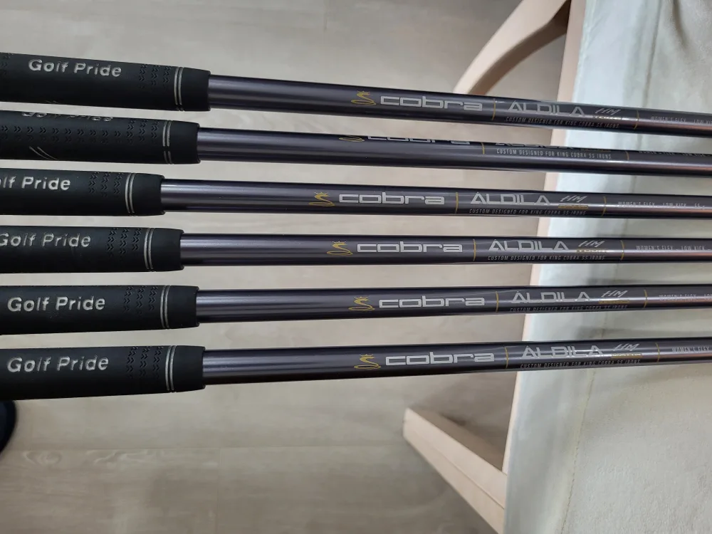 Cobra King Cobra S9-1 Irons Set image indicator(4)