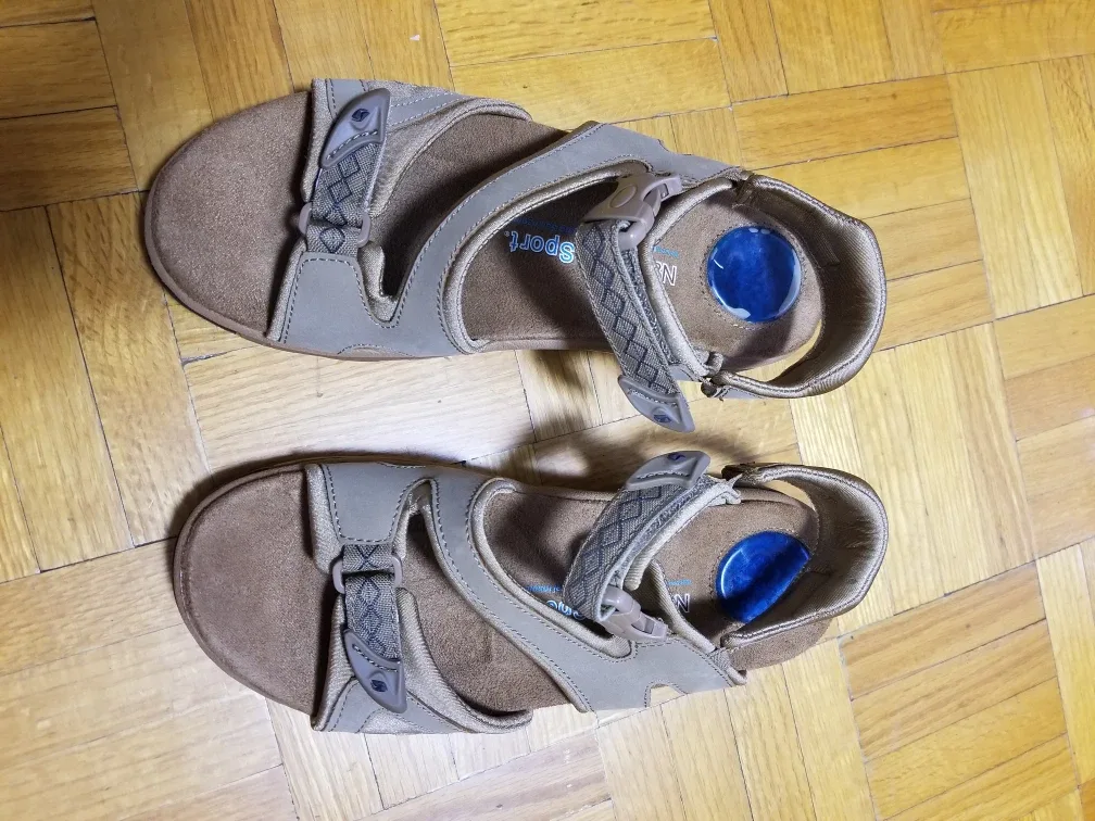 Dr. Scholl's Natural Sport Sandals ( Women's )- Size 7.5 image indicator(2)