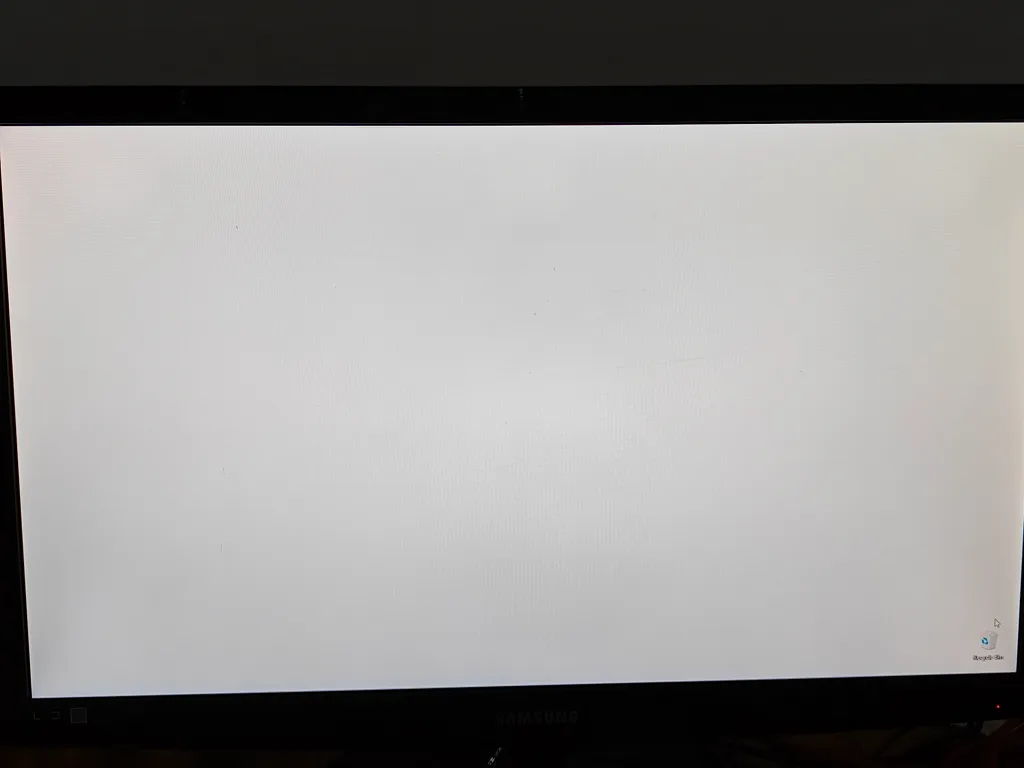 Samsung S27B350H - 27" LED Computer Monitor Display image indicator(10)