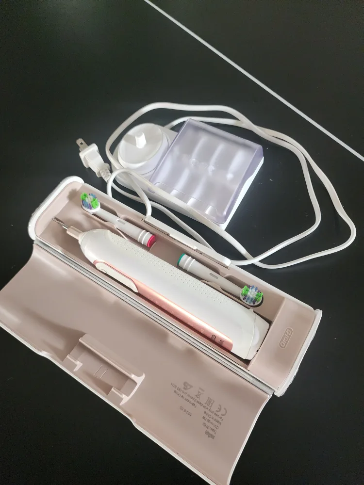 Oral-B iO Series 9 Electric Toothbrush image indicator(2)