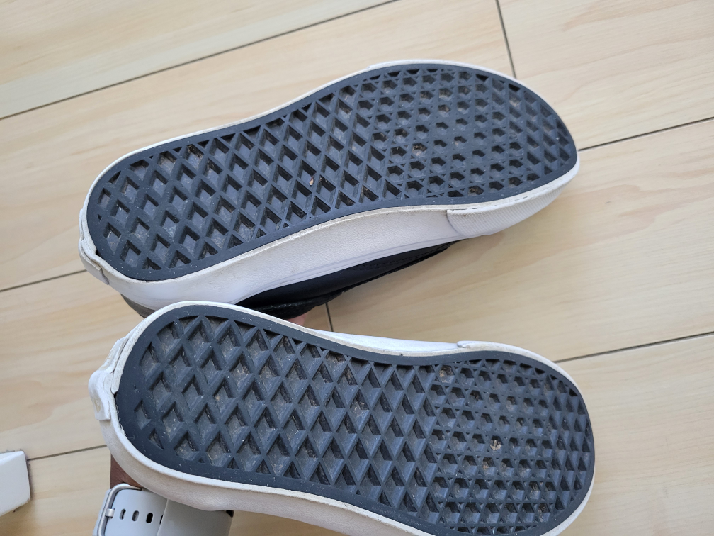 Vans Black Leather Sneakers - Women's Size 5 - photo 4