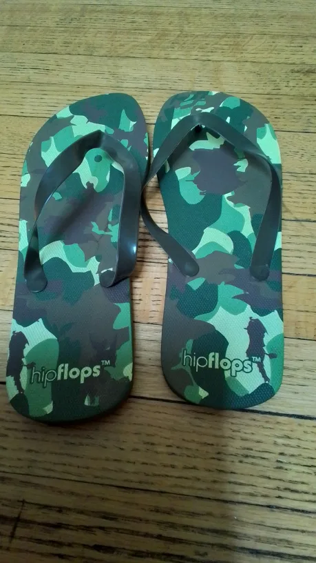 Hipflops Camo Flip Flops,- Men's size 10 thumbnail