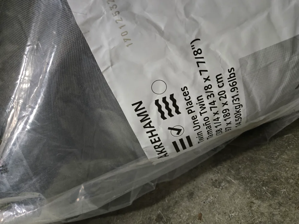 New IKEA ÅKREHAMN Twin Foam Mattress image indicator(3)