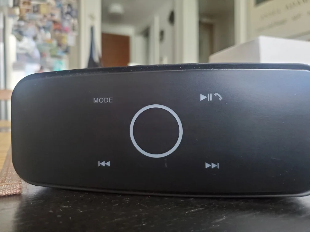 DOSS SoundBox Bluetooth Speaker thumbnail
