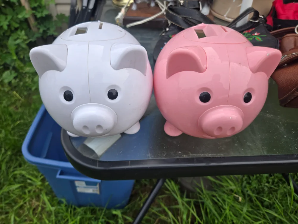 Pink & White Piggy Bank Coin Counters image indicator(2)