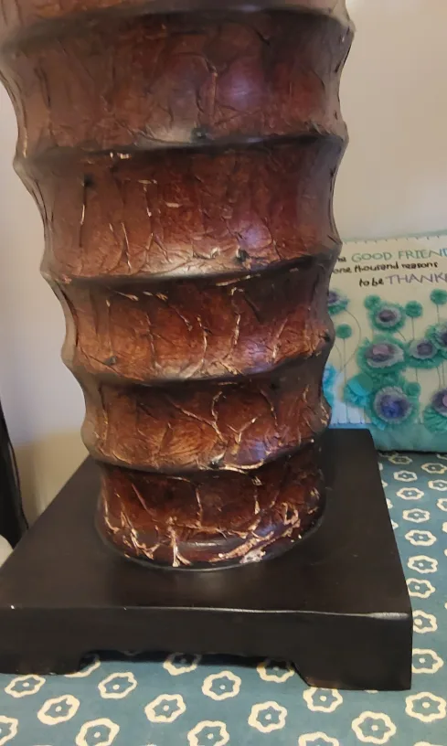 From Lazyboy Pristine Artistic Brown Table Lamp image indicator(3)