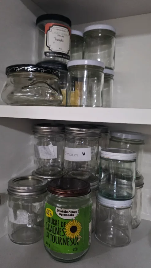Free glass jars thumbnail