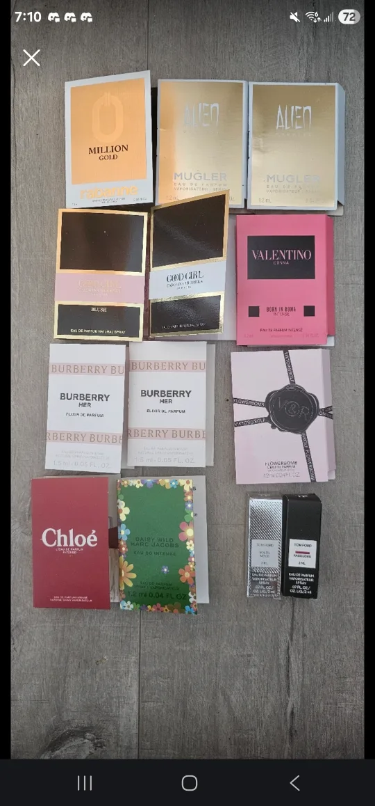 Designer Perfume Samples: Burberry, Chloe, Valentino & More thumbnail