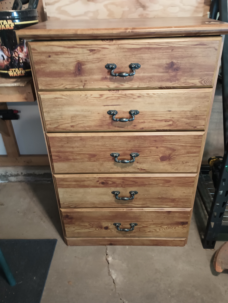 Wooden 5-Drawer Dresser