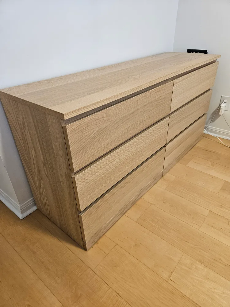 IKEA MALM 6-Drawer Dresser image indicator(2)