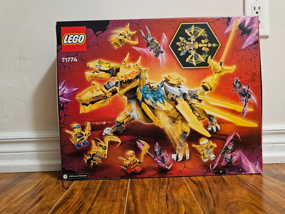 LEGO Ninjago Lloyd's Golden Ultra Dragon 71774 (New) image indicator(2)