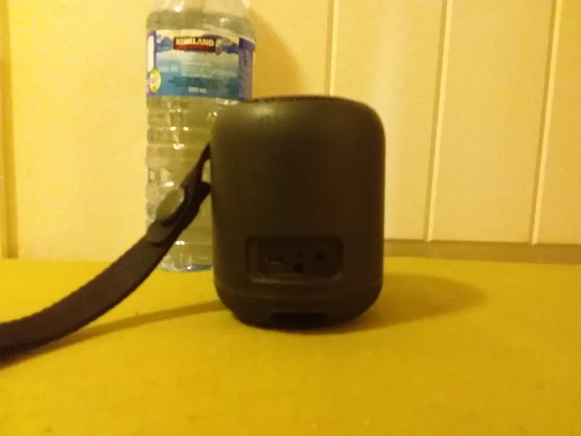 ➡️ Sony Bluetooth Portable Speaker  🔊🎶 image indicator(3)