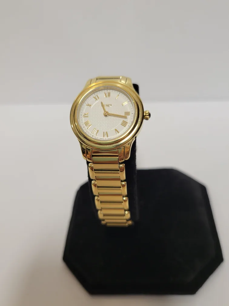 Fendi Classico Gold Watch image indicator(6)