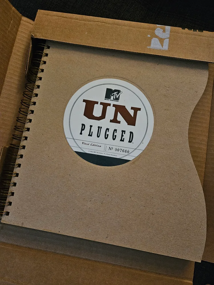 MTV Unplugged First Edition Hardcover Book Limited Edition MINT image indicator(2)