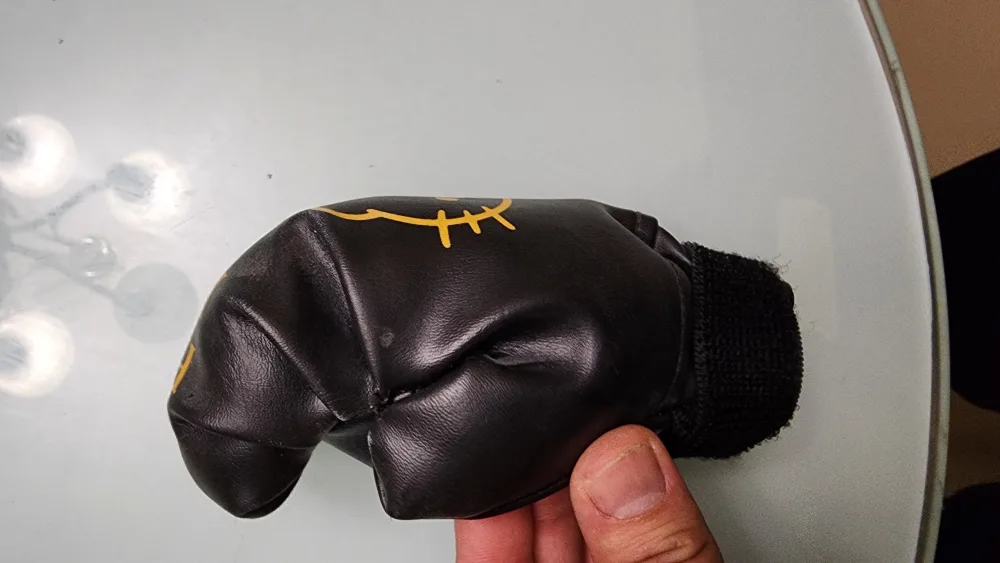 Hello Kitty Boxing Glove Shift Knob Cover image indicator(3)