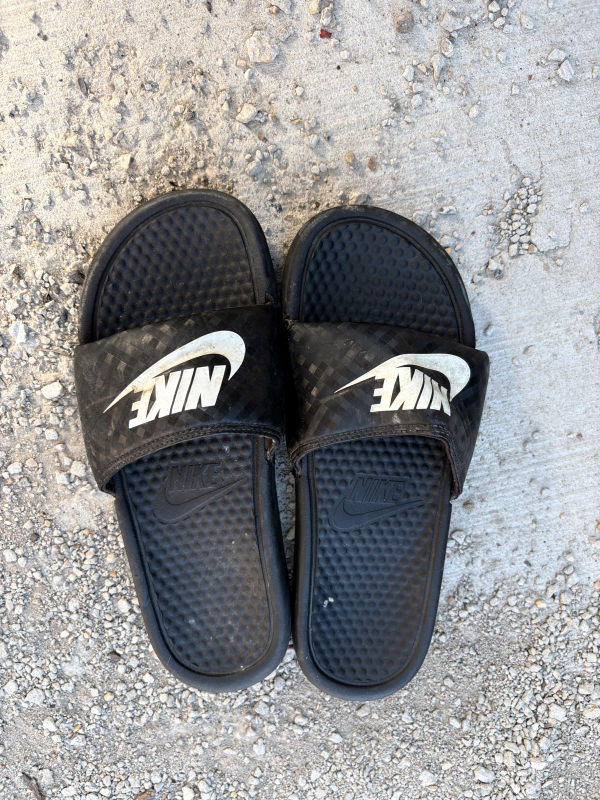 Nike Black Slides