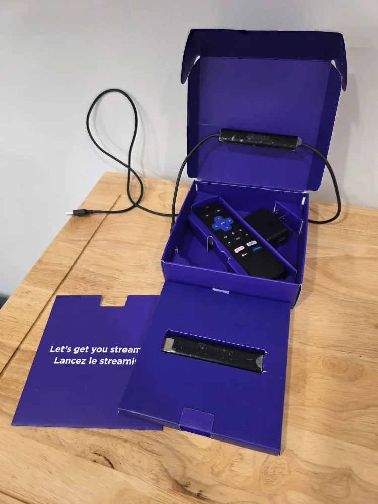 Roku Streaming Stick 4K - Like New! thumbnail