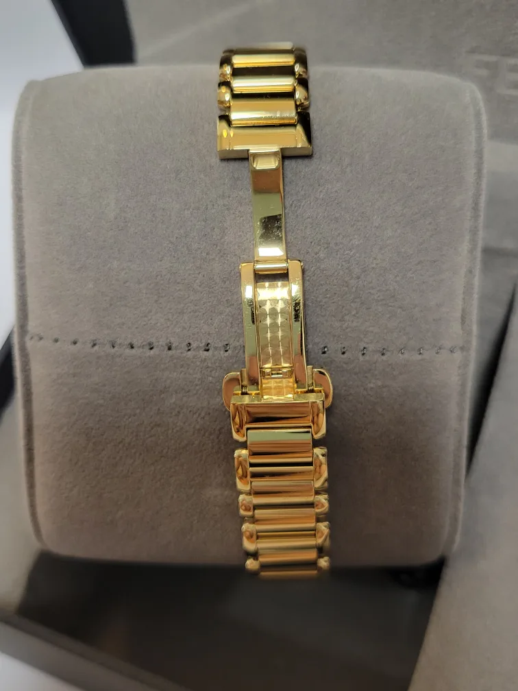 Fendi Classico Gold Watch image indicator(3)