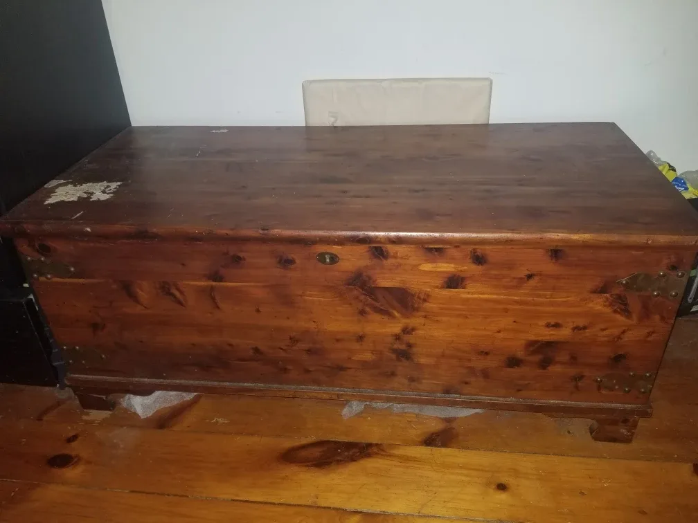 Wooden Cedar Chest thumbnail
