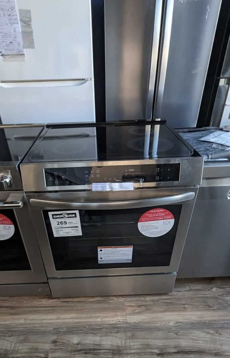 Frigidaire 30" Induction Range (FCFI308CAS) – Stainless Steel
