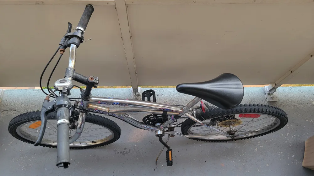 Supercycle Bullet Chrome 24" Mountain Cruiser Bicycle – 18-Speed image indicator(3)