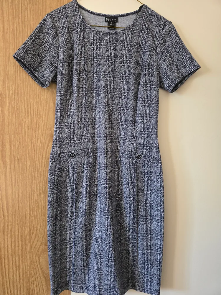 En Focus Studio Plaid Dress - Size 4 thumbnail