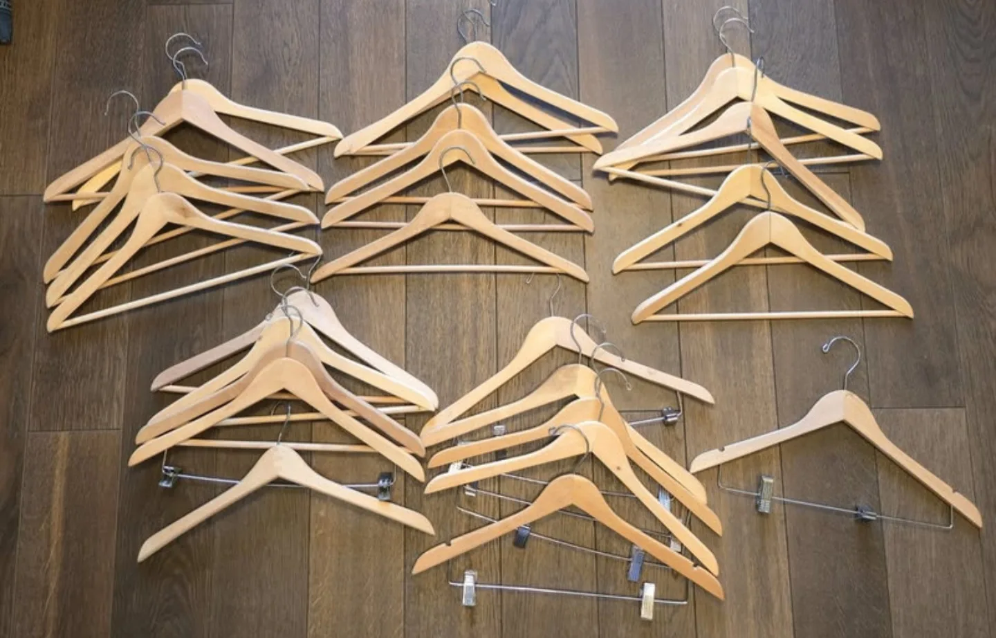 26 Wooden Clothes Hangers – Matching Set, Great Condition thumbnail