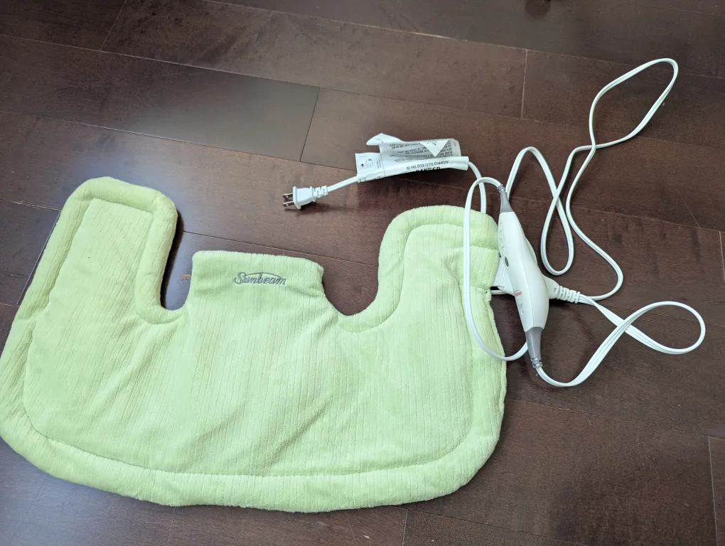 Sunbeam Heating Pad for Neck & Shoulders thumbnail