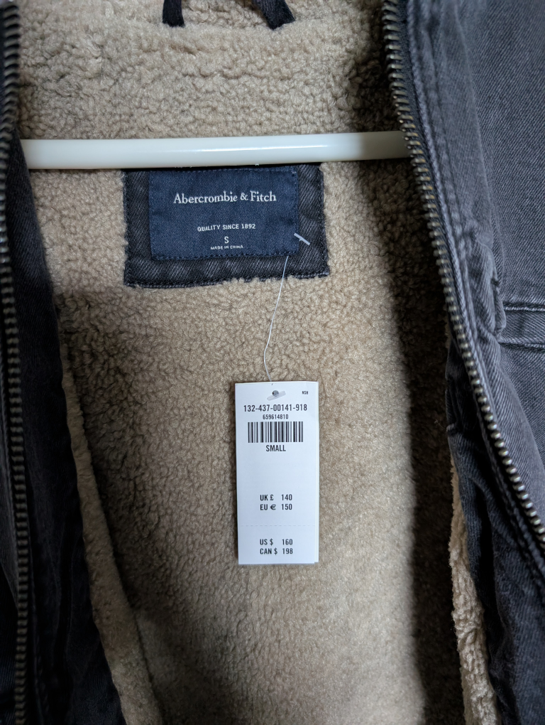 Abercrombie & Fitch Jacket - Small - photo 3