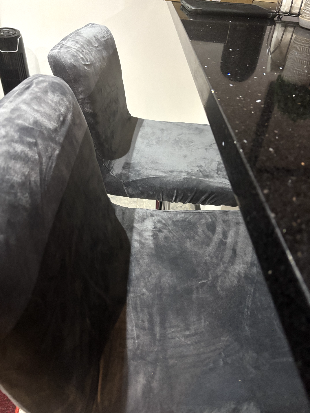 Adjustable Countertop Stools x3