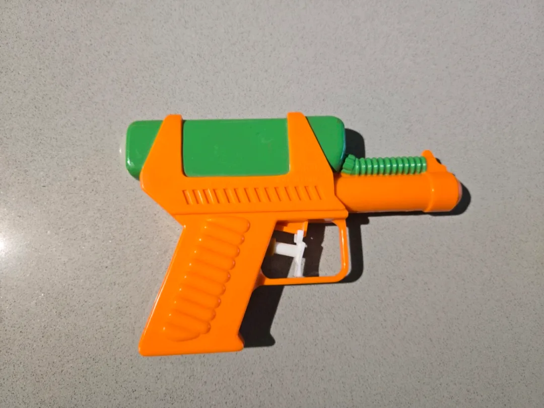 1992 Larami Super Soaker small water gun thumbnail