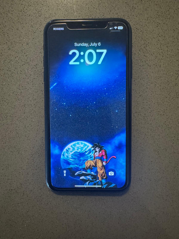 Apple iPhone XR - Black - photo 3