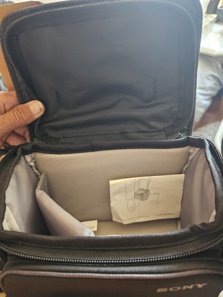 Sony ACC-FW1E Camera Bag - photo 2