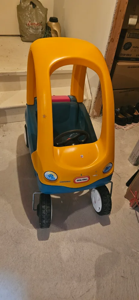 Little Tikes Cozy Coupe Car thumbnail