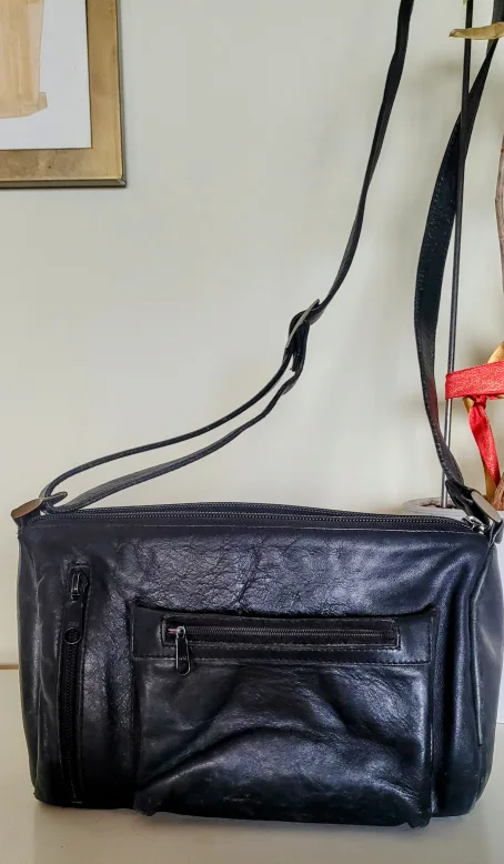 🇨🇦Derek Alexander Black Leather Crossbody Bag thumbnail