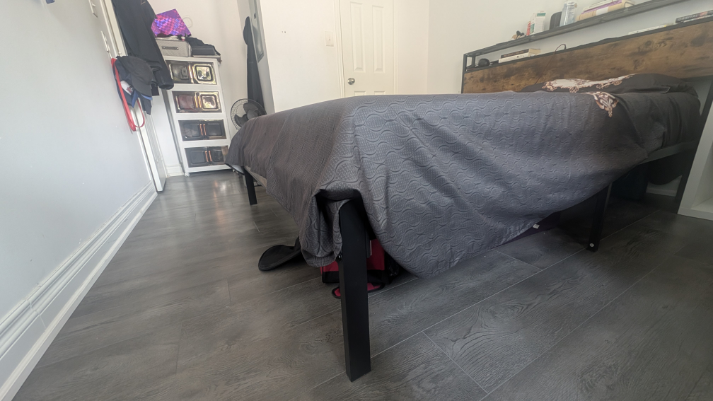 Queen Size Bed Frame with Headboard + Mattress (Free) - photo 4