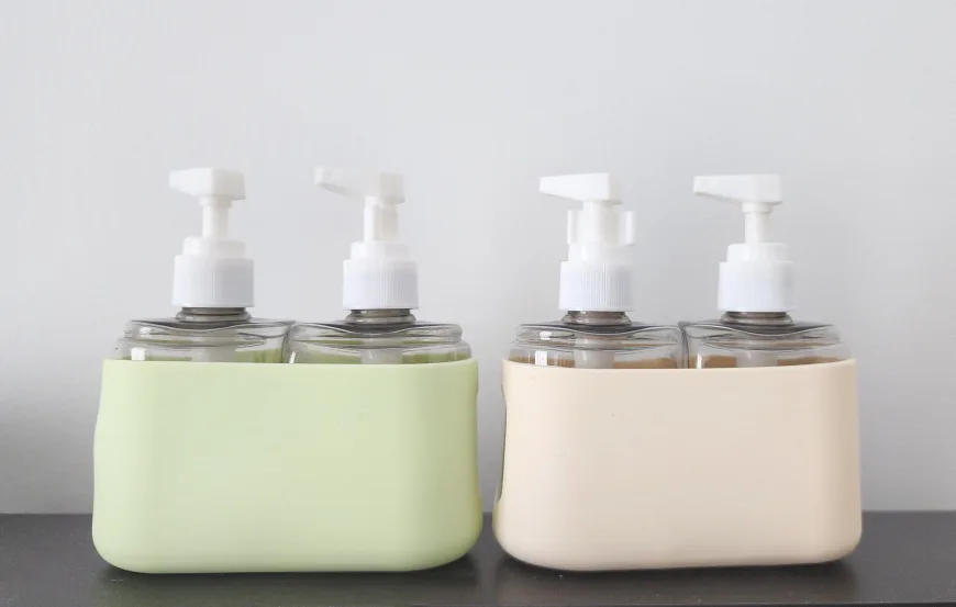 Travel pump bottle thumbnail
