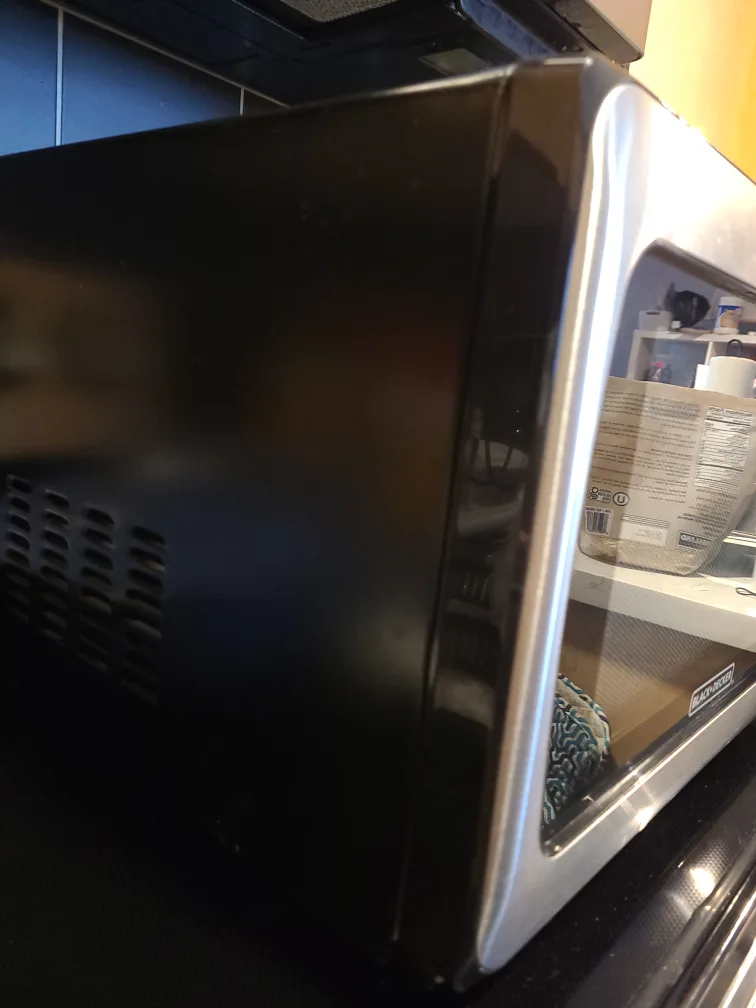 Black+Decker Stainless Steel Microwave 1.1 CU FT image indicator(6)