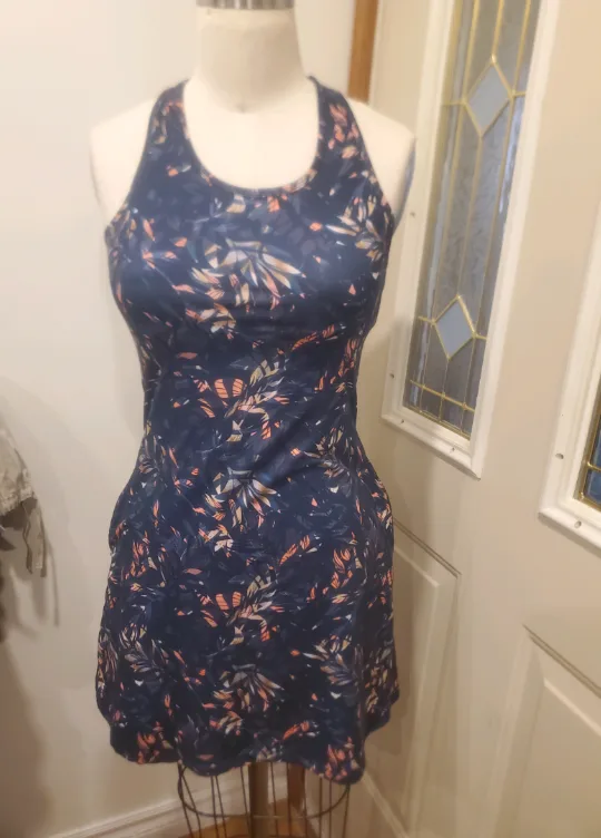 Women's Small Kyodan Atheletic dress thumbnail