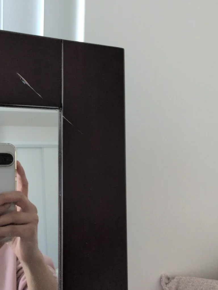 Brown Jewellery Armoire with Mirror 🇨🇦 image indicator(3)