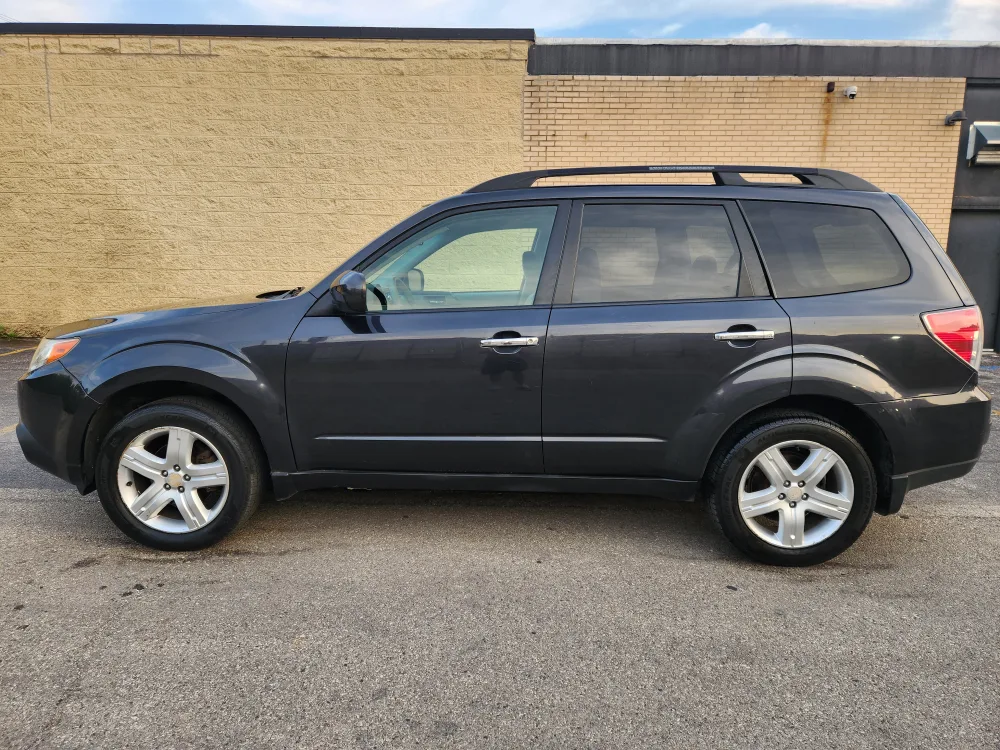 2010 Subaru Forester 2.5x Premium thumbnail