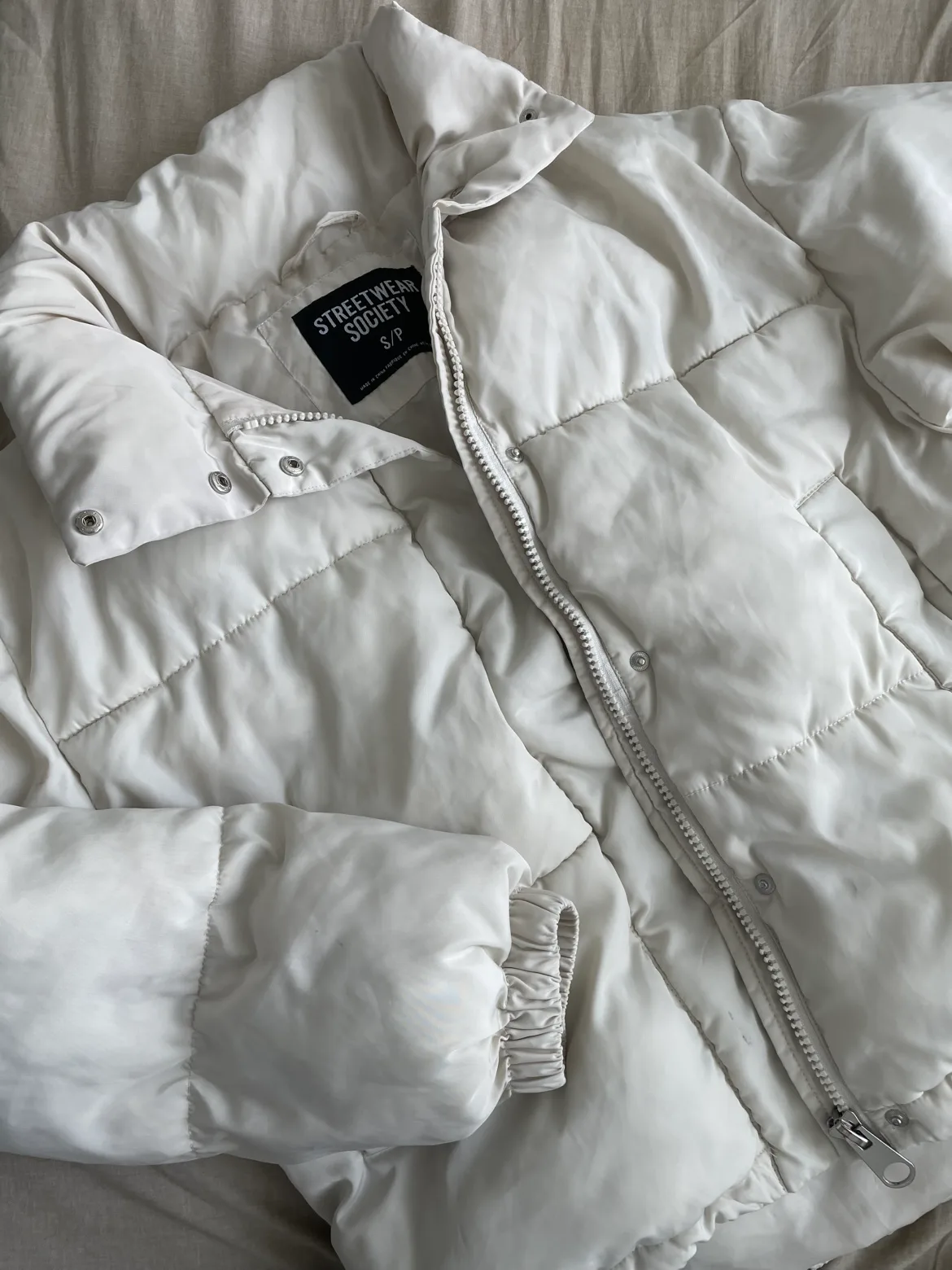 Cream Puffer Jacket - Size S thumbnail