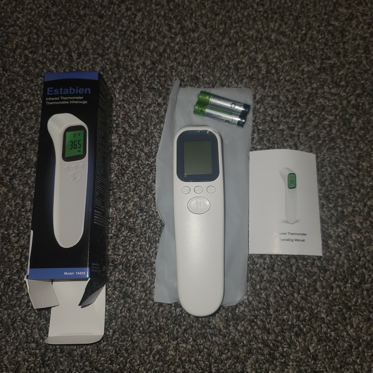 Brand new 🇨🇦🇨🇦Digital Infrared Thermometer for Adults & Kids