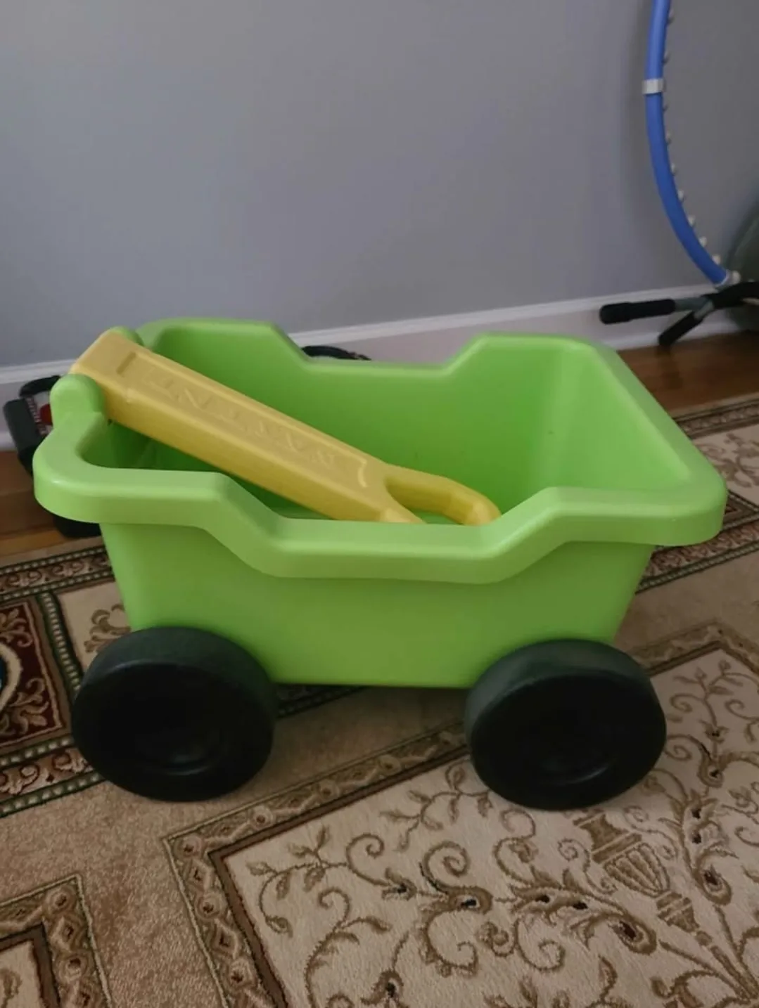 Little Tikes Lil' Wagon - Green & Yellow thumbnail