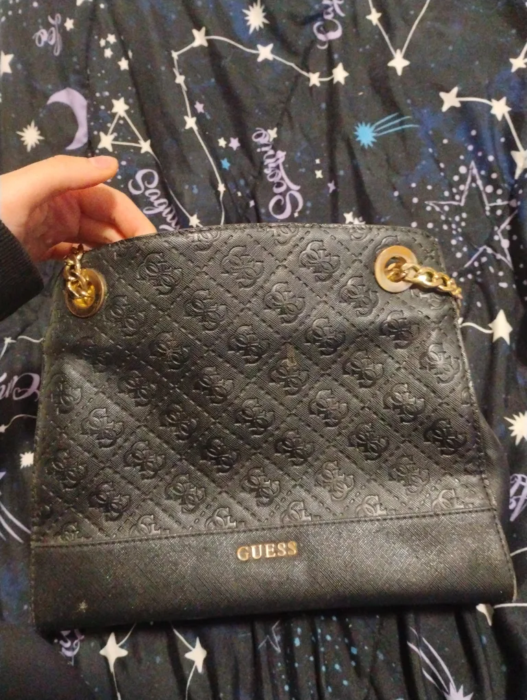 Guess Black Shoulder Bag $5 thumbnail
