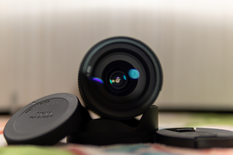 Sigma 30mm F1.4 DC DN C for Sony E Mount with Neewer filters - photo 2