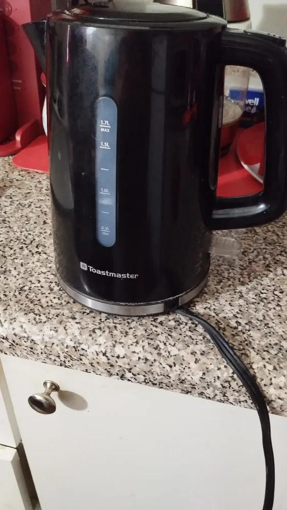 Toastmaster Black Electric Kettle thumbnail